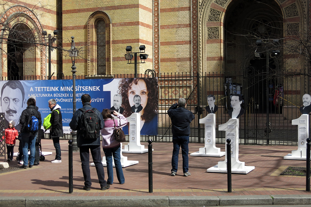 Illustration for article titled Nézzétek már, milyen aprócska ez a zsidó!