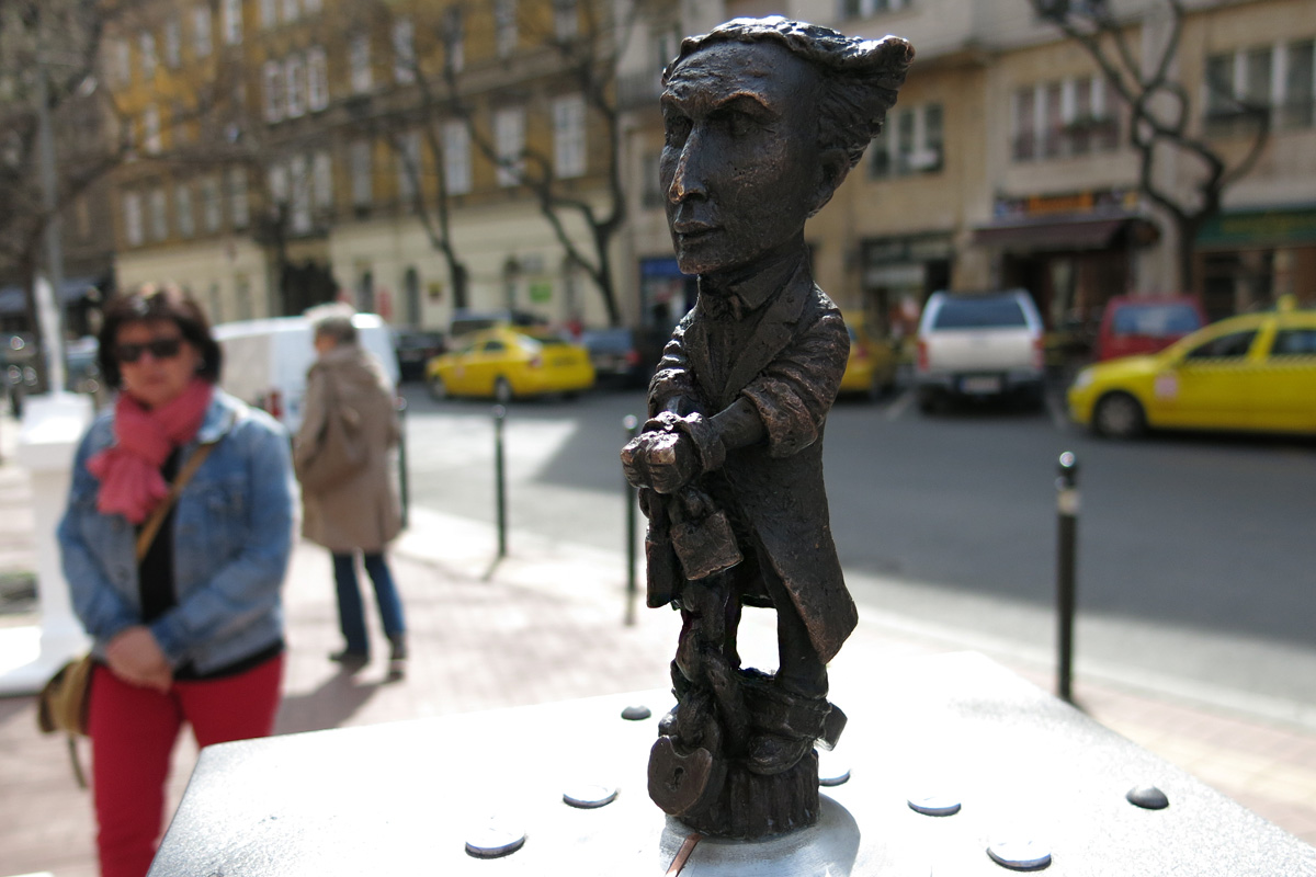 Illustration for article titled Nézzétek már, milyen aprócska ez a zsidó!