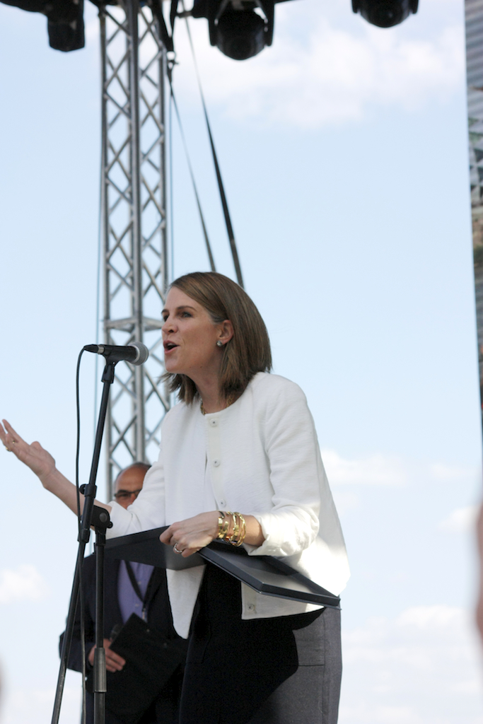 Illustration for article titled Evezős egyetemi majális a pesti Dunán