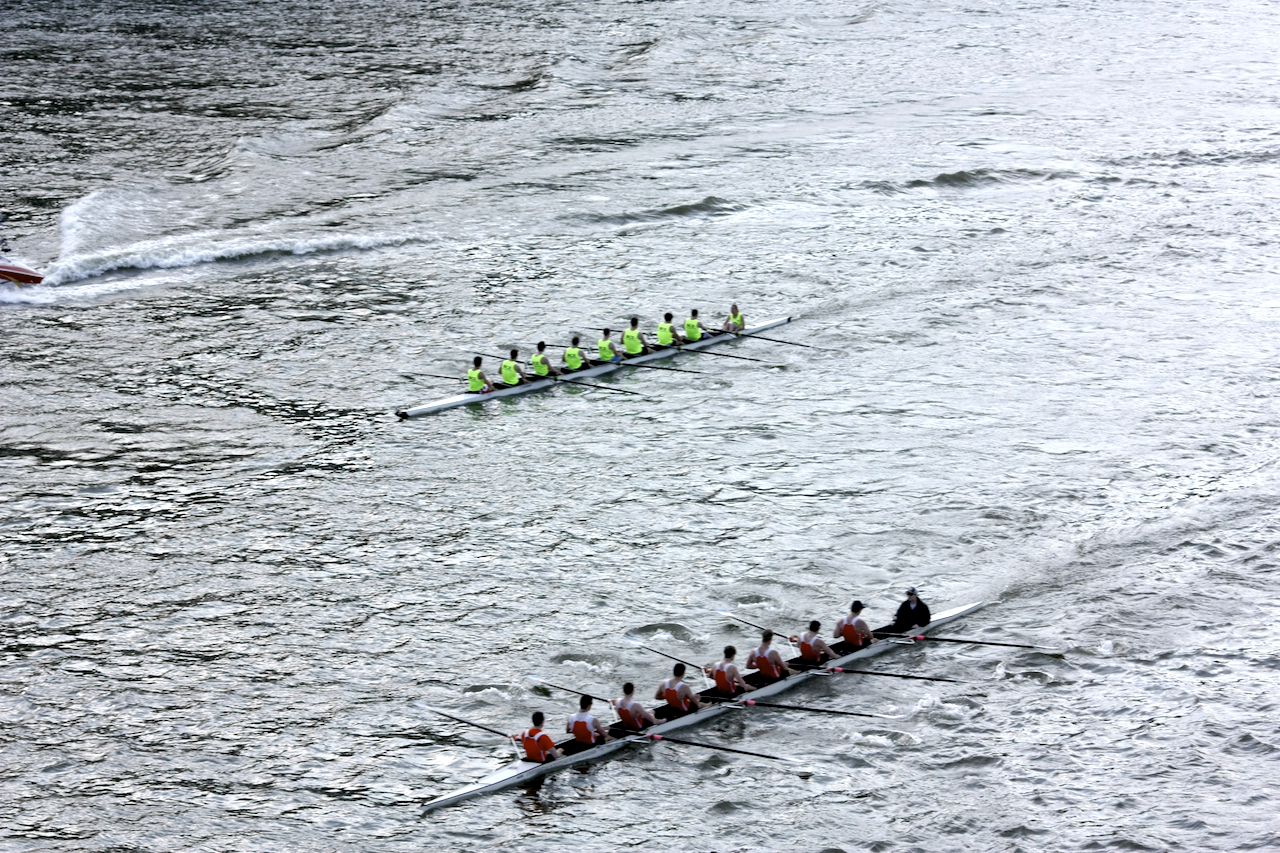 Illustration for article titled Evezős egyetemi majális a pesti Dunán