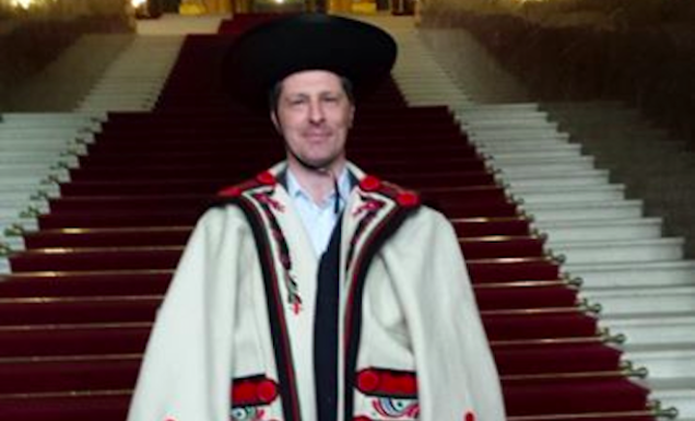 Schiffer András parasztjelmezben ütősebb, mint 3 Torgyán József