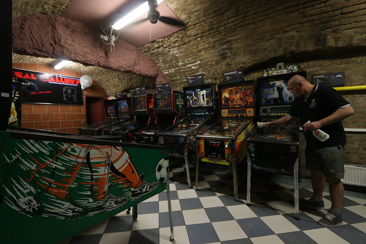 Illustration for article titled Aki egyszer kipróbál egy igazi pinballt, az úgyis akar egyet magának