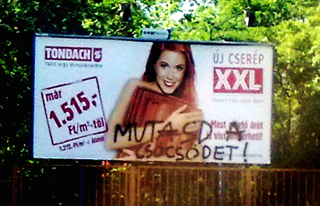 Ez itt a legszebb megrongált plakát, amit valaha láttam