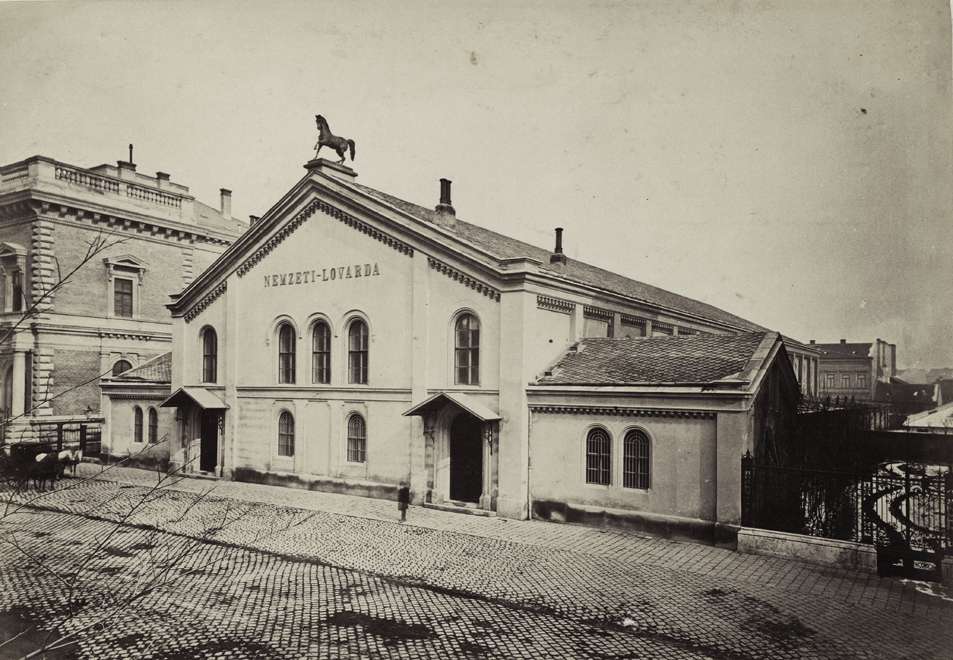 Illustration for article titled Holnemvolt Budapest