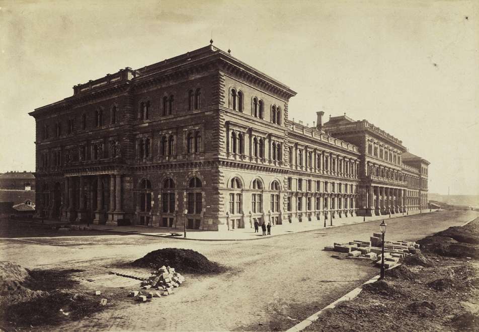 Illustration for article titled Holnemvolt Budapest