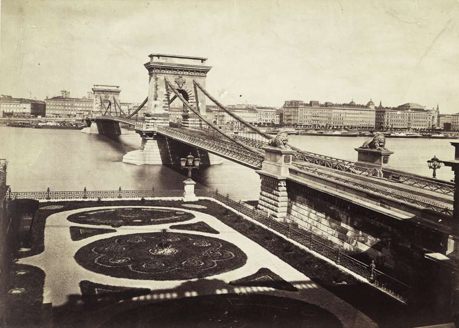 Illustration for article titled Holnemvolt Budapest