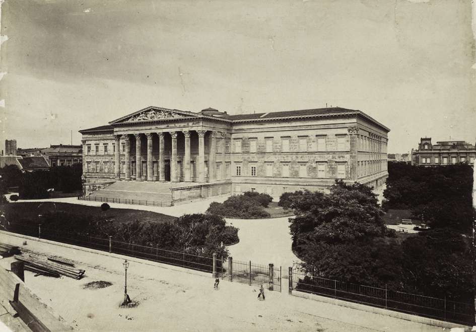 Illustration for article titled Holnemvolt Budapest