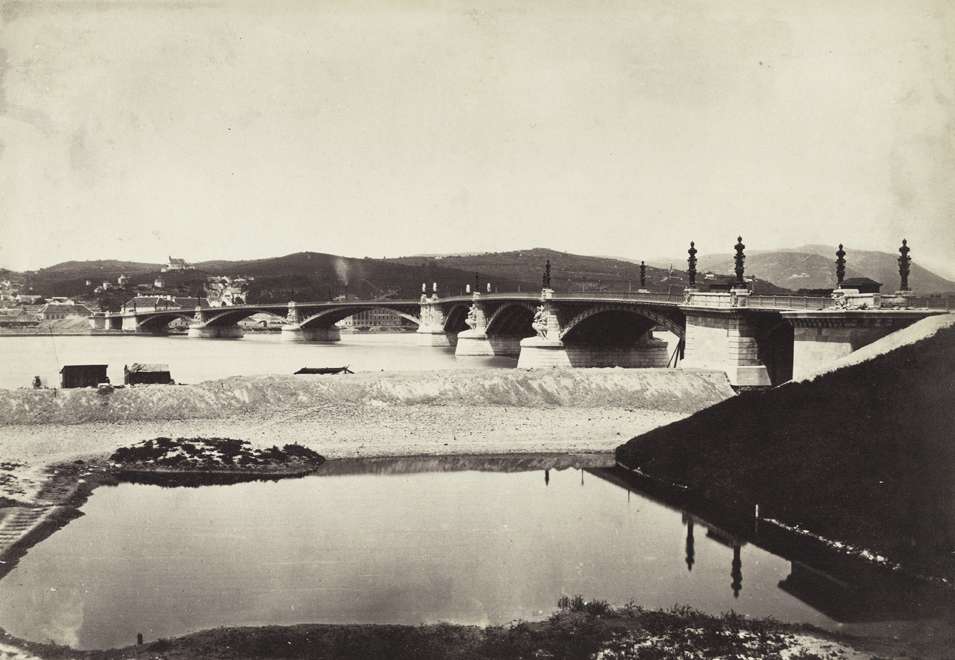 Illustration for article titled Holnemvolt Budapest