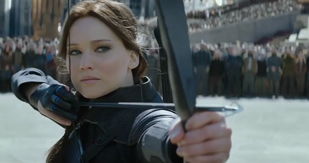 Éhező Katniss végre lenyilazza az államigazgatást