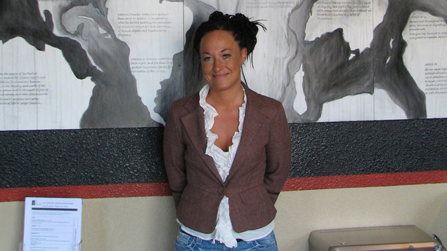 2002-ben még faji diszkrimináció miatt perelt a műfekete nő