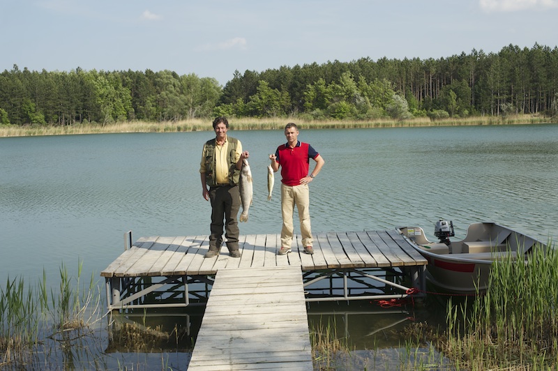 Illustration for article titled Beépülés: így forgattam reklámot a világ legmenőbb autóversenyzőjével