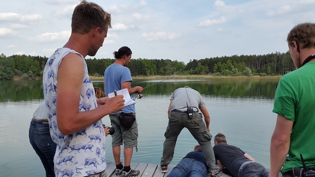 Illustration for article titled Beépülés: így forgattam reklámot a világ legmenőbb autóversenyzőjével