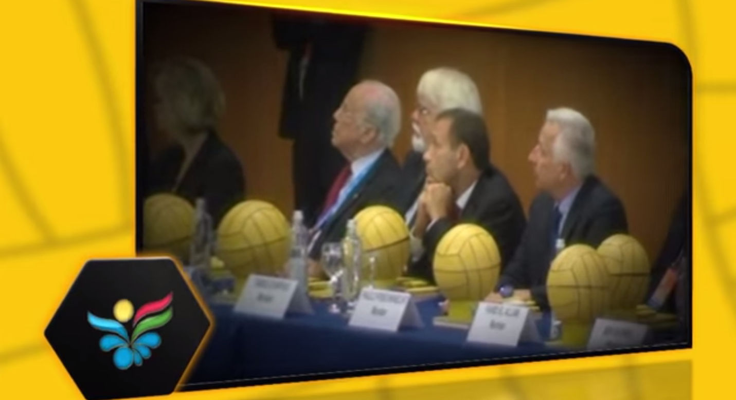 Illustration for article titled Demjén Rózsi vizes vb-himnuszának 8 legfontosabb pillanata