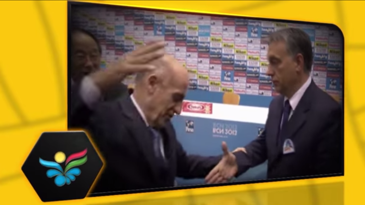 Illustration for article titled Demjén Rózsi vizes vb-himnuszának 8 legfontosabb pillanata