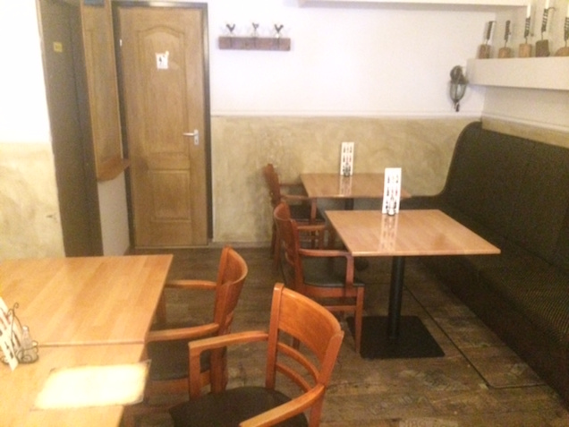 Illustration for article titled Bebizonyítottuk, hogy mennyire pocsék a halászlé a magyar éttermekben