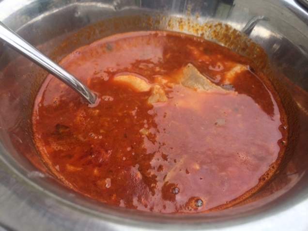 Illustration for article titled Bebizonyítottuk, hogy mennyire pocsék a halászlé a magyar éttermekben