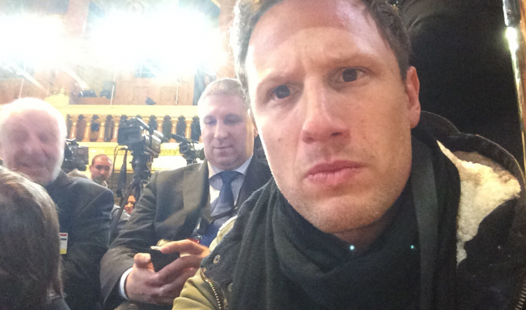 Mr Busta lekurvázta a 444-es Ács Danit, aki a Cinken válaszol neki