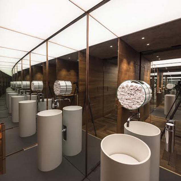 Ezen a fényképen az év éttermi mosdóját tekinthetitek meg