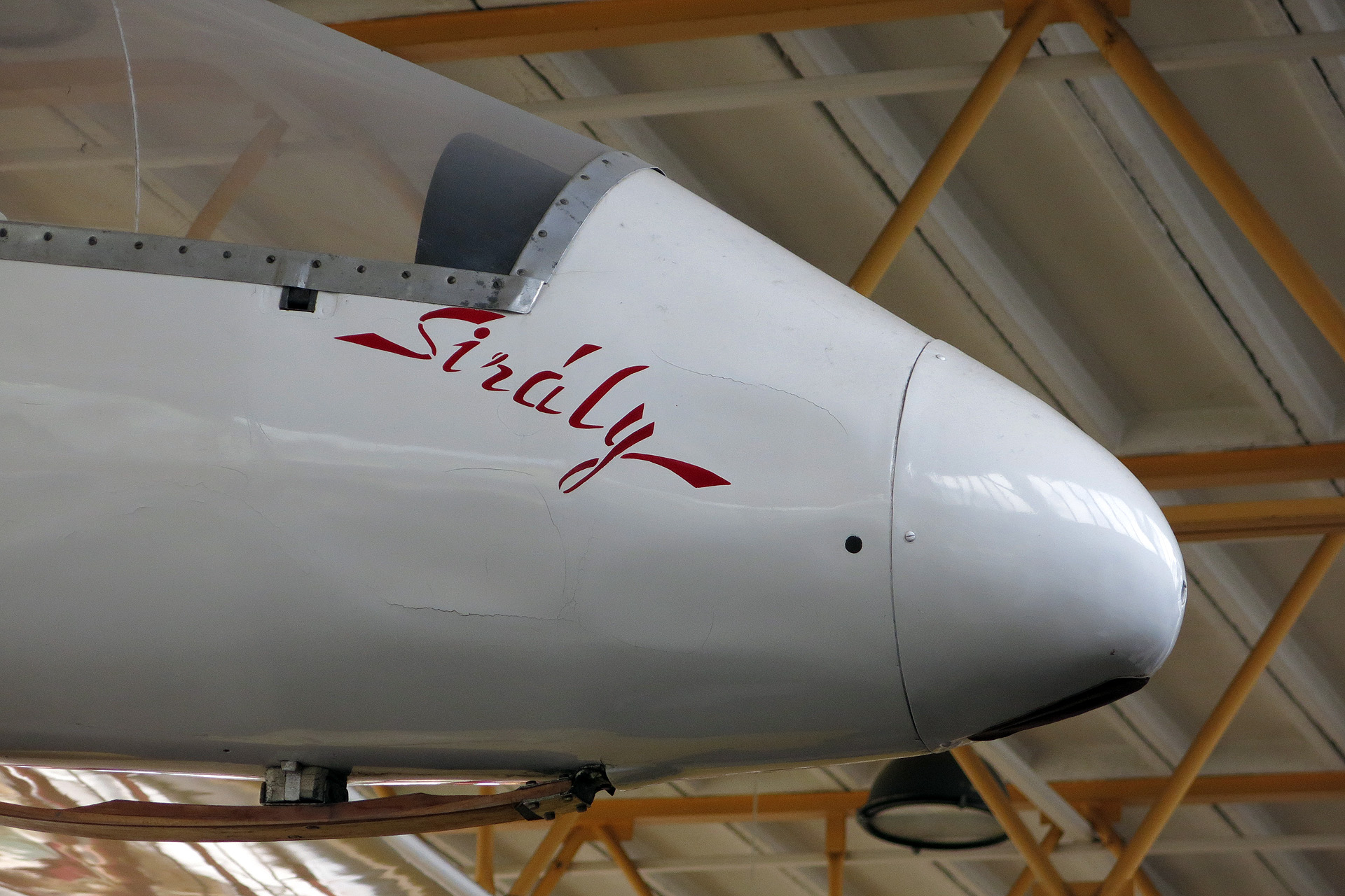 Illustration for article titled Még soha nem láttam ennyi szomorú nénit egyszerre