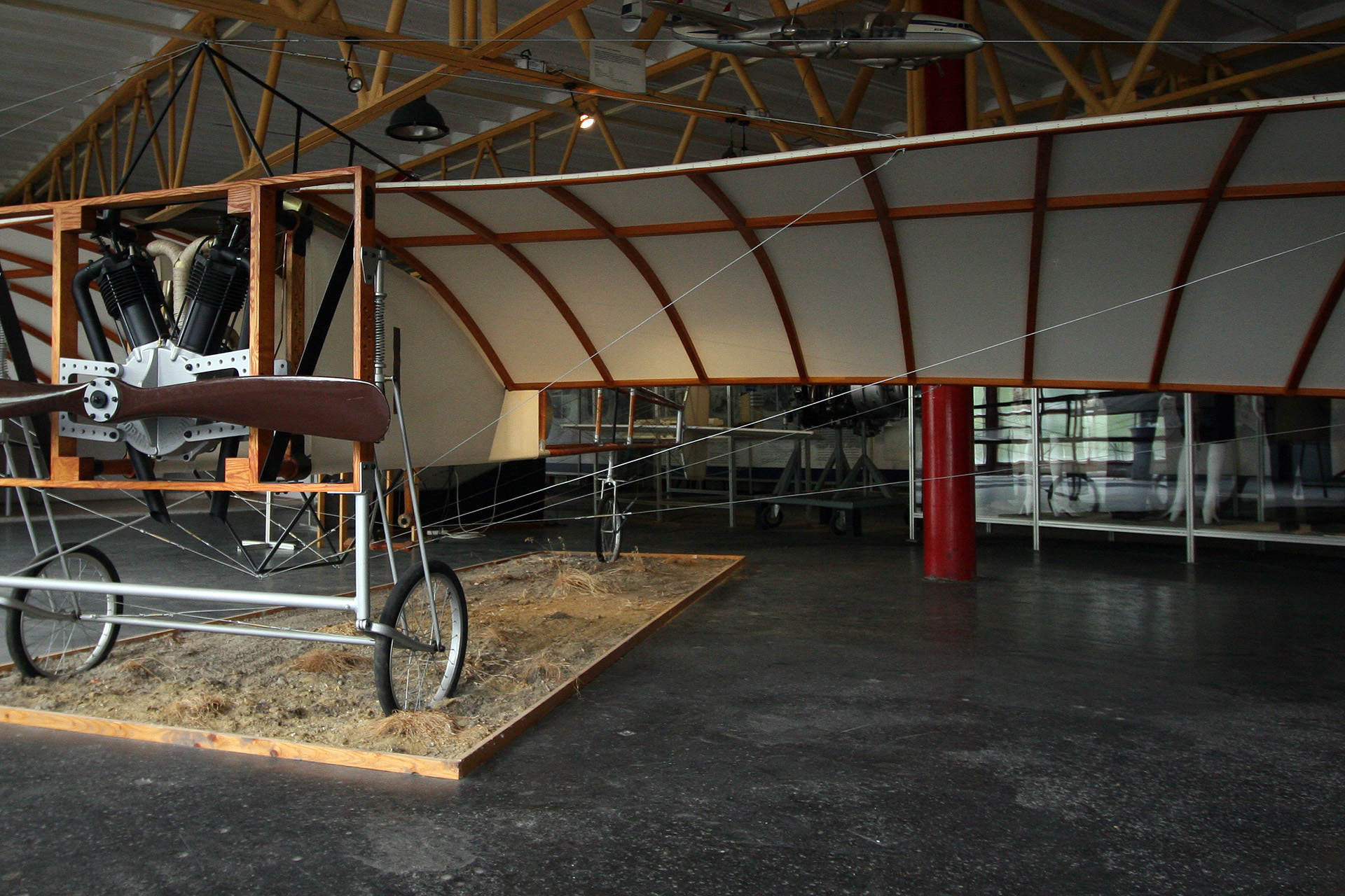 Illustration for article titled Még soha nem láttam ennyi szomorú nénit egyszerre