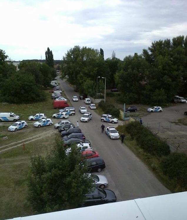 Nagy balhé van a debreceni menekülttáborban