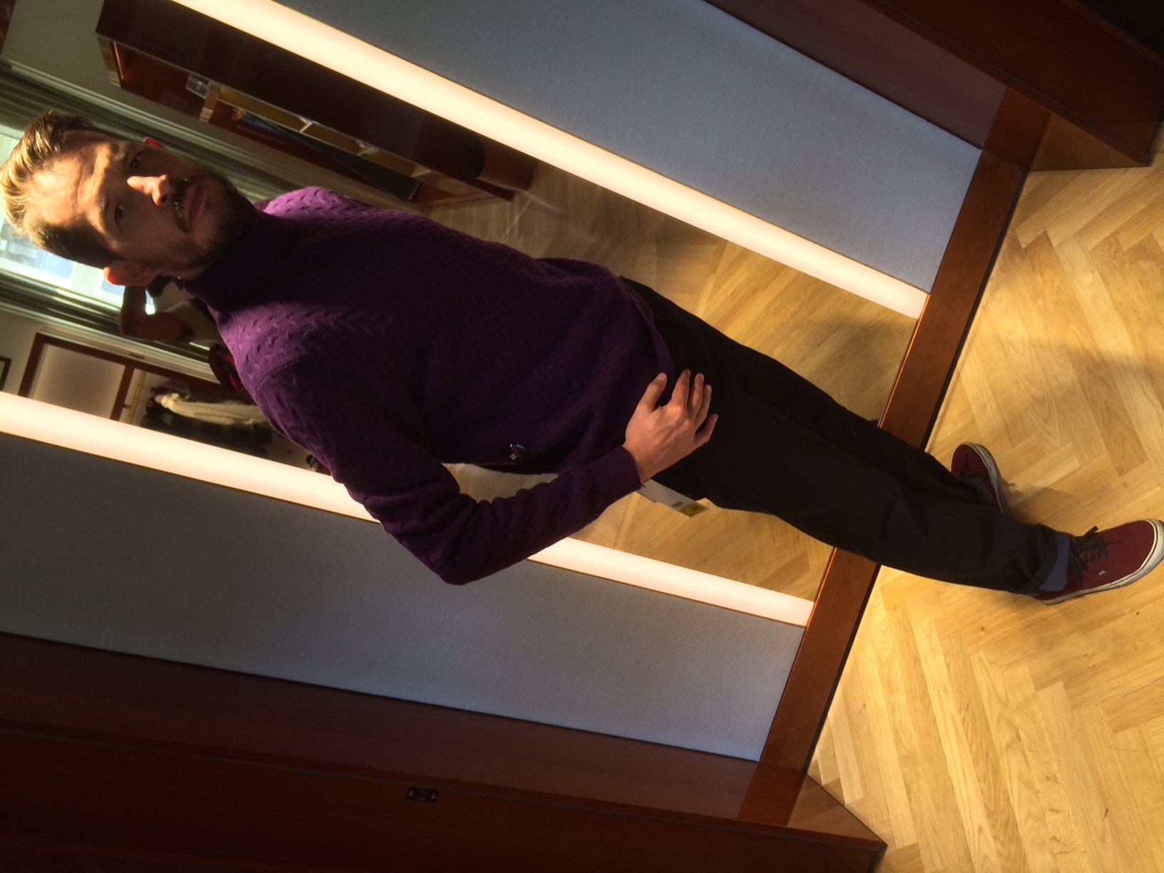 Illustration for article titled Mibe kerül, hogy te légy a Laza Oligarcha vagy a Dilis Kokós Fideszes?