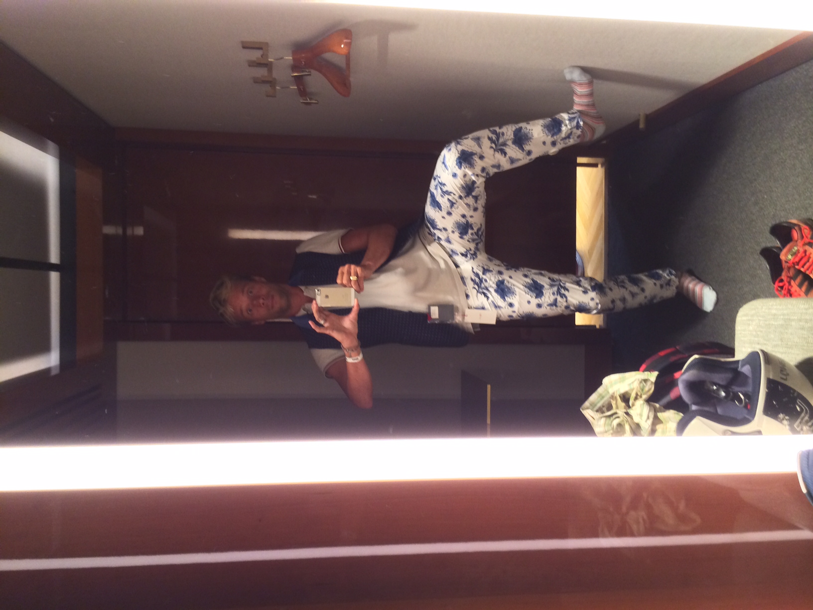 Illustration for article titled Mibe kerül, hogy te légy a Laza Oligarcha vagy a Dilis Kokós Fideszes?