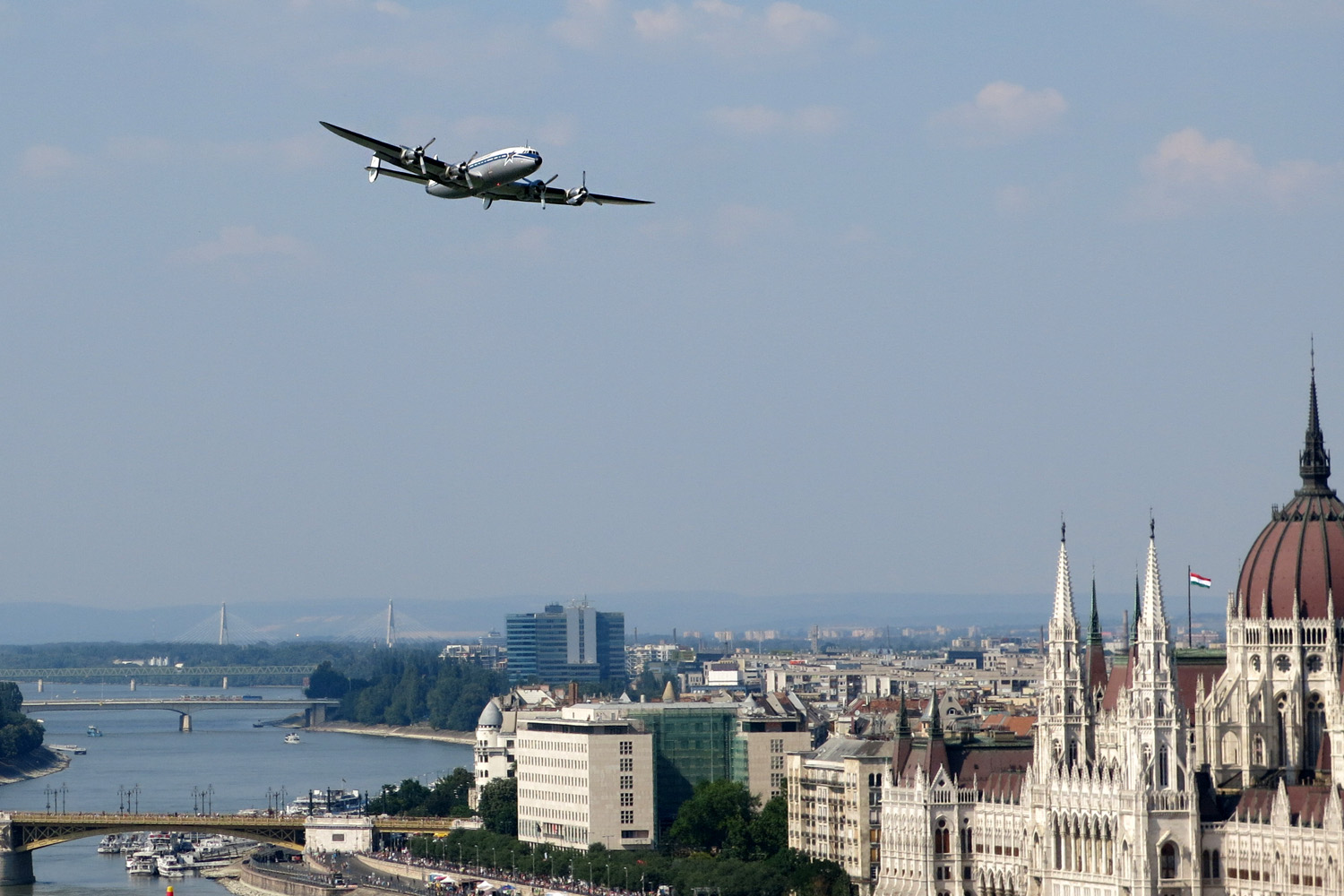 Illustration for article titled A világ legszebb utasszállító gépe látogatott Budapestre