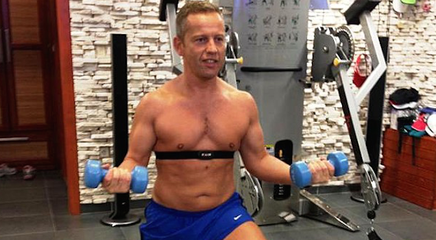 Nem akarom tudni, hogy mit akar Norbi a vörösboros kólától