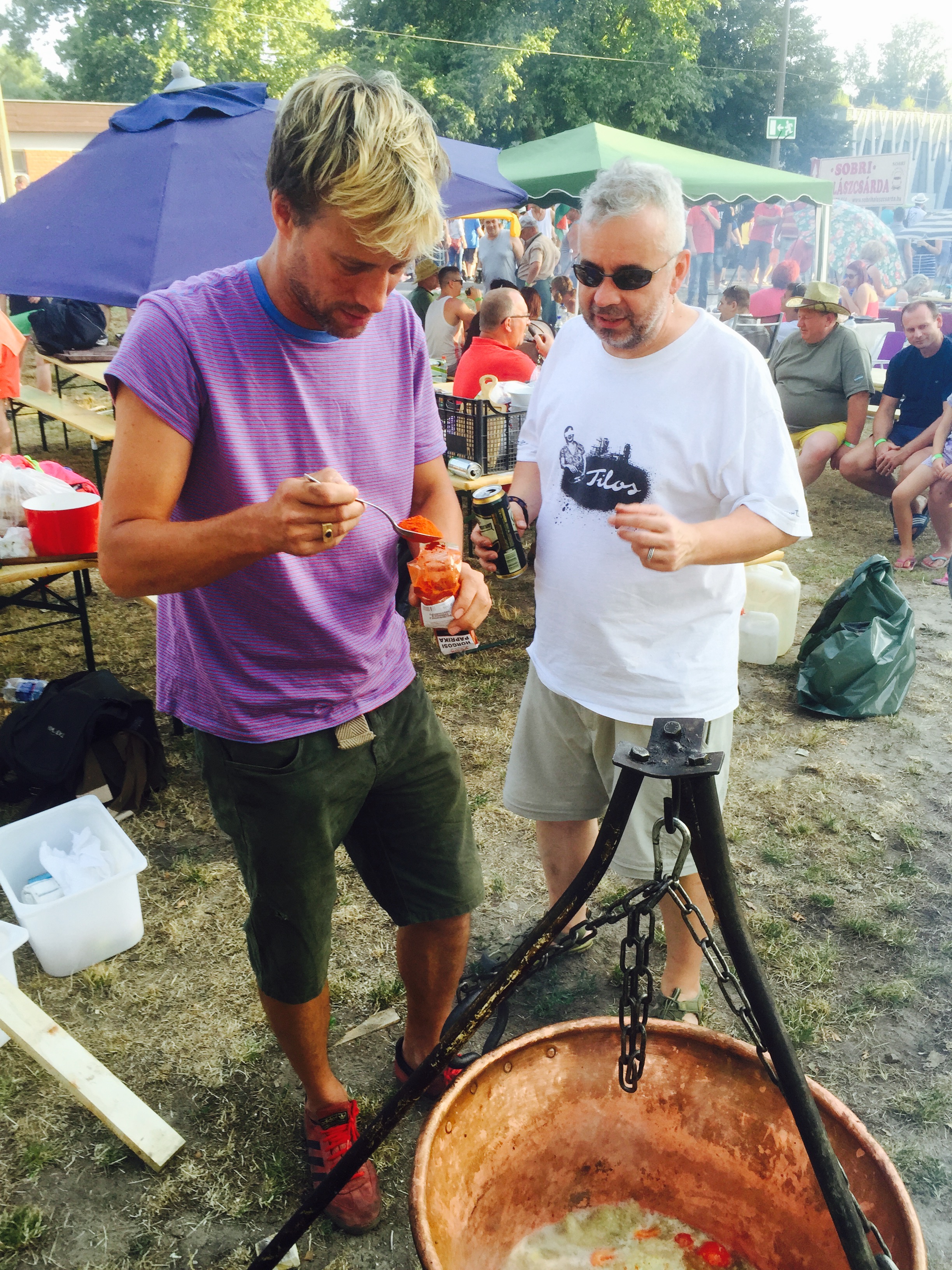 Illustration for article titled Idén a halászlébüszkeség napján vonultam fel