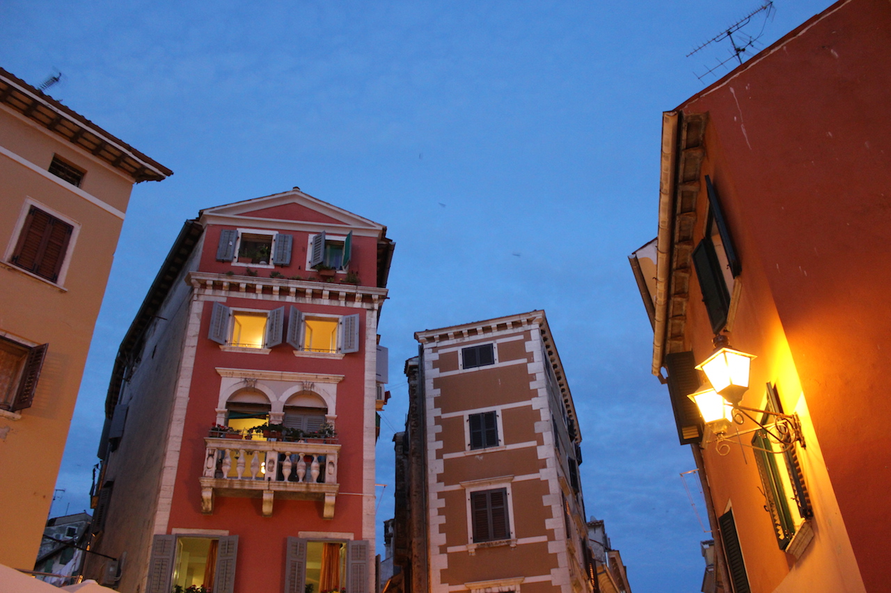 Illustration for article titled Hahó, a tenger!