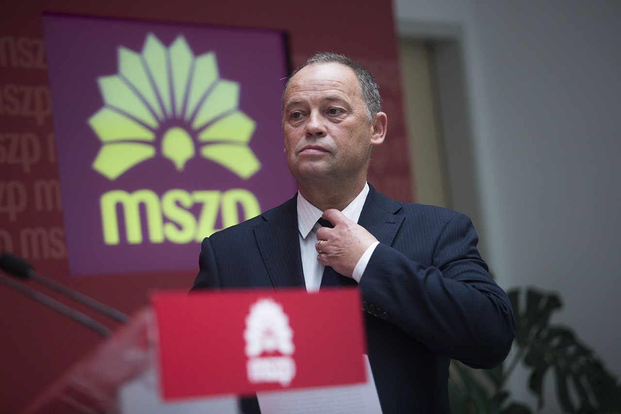 Illustration for article titled A magyar politika 10 legnagyobb Kandúr Bandija