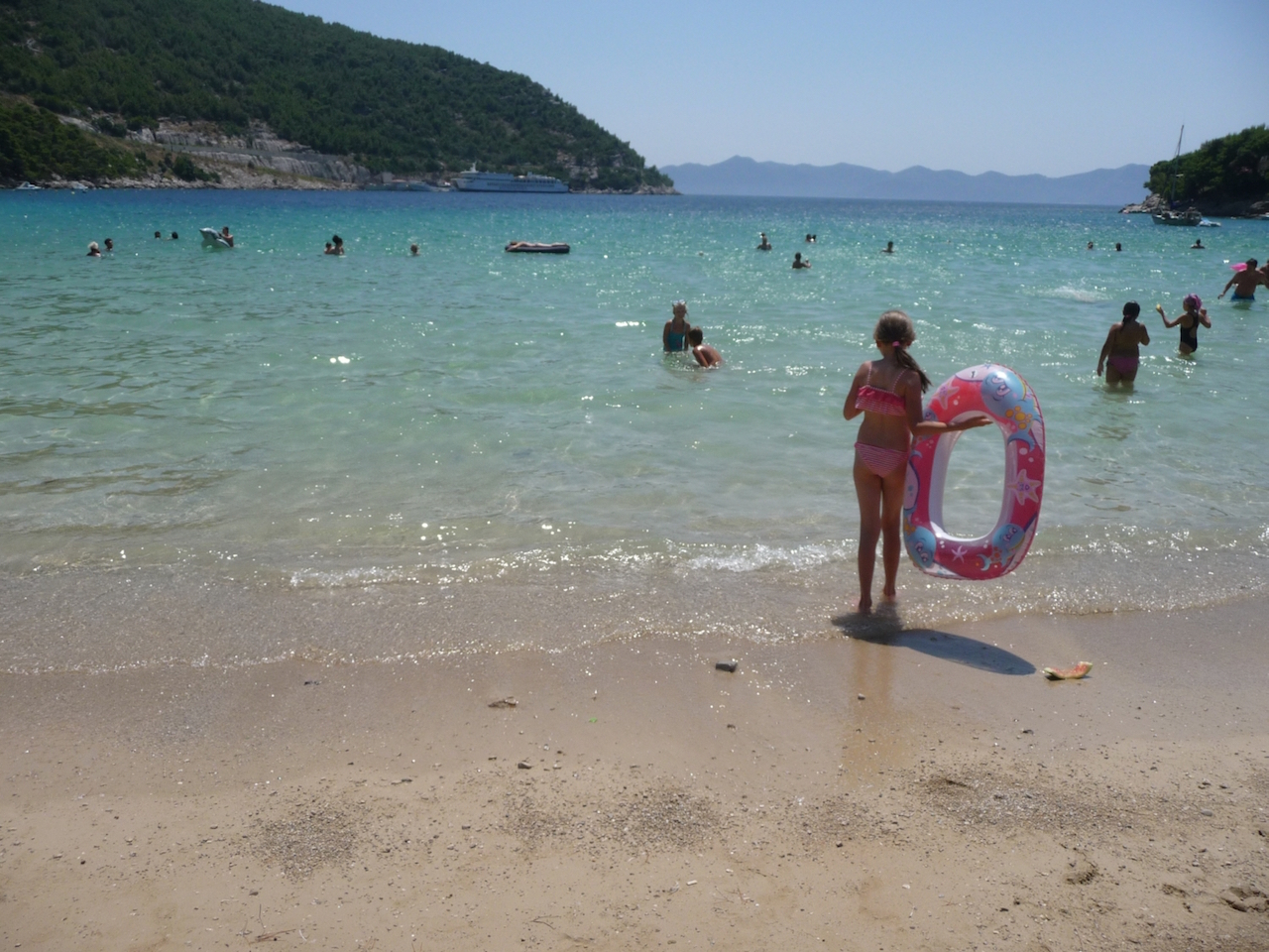 Illustration for article titled Az áram csak jön és megy – nyaralás és erdőtűz a Peljesac-félszigeten