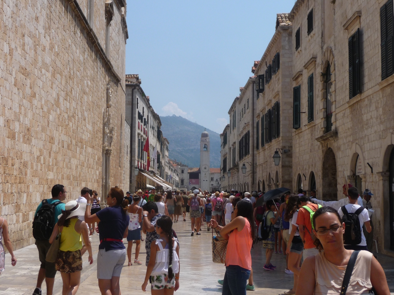 Illustration for article titled Az áram csak jön és megy – nyaralás és erdőtűz a Peljesac-félszigeten