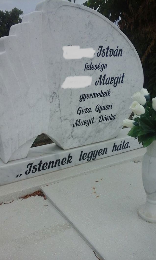 Őszinte, szokatlanul őszinte ez a sírkő