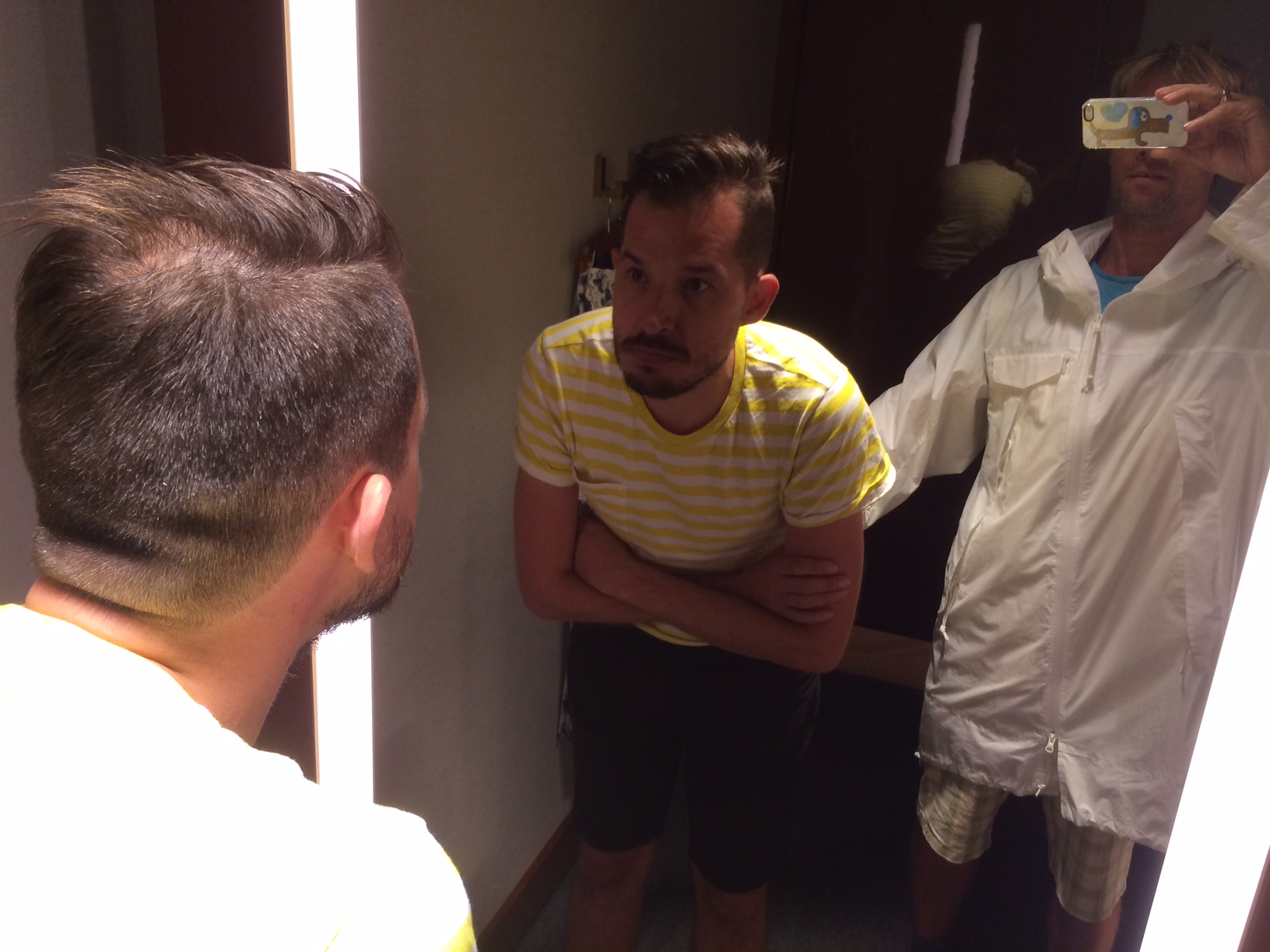 Illustration for article titled Életemben először vettem valamit a pornós luxusáruházában