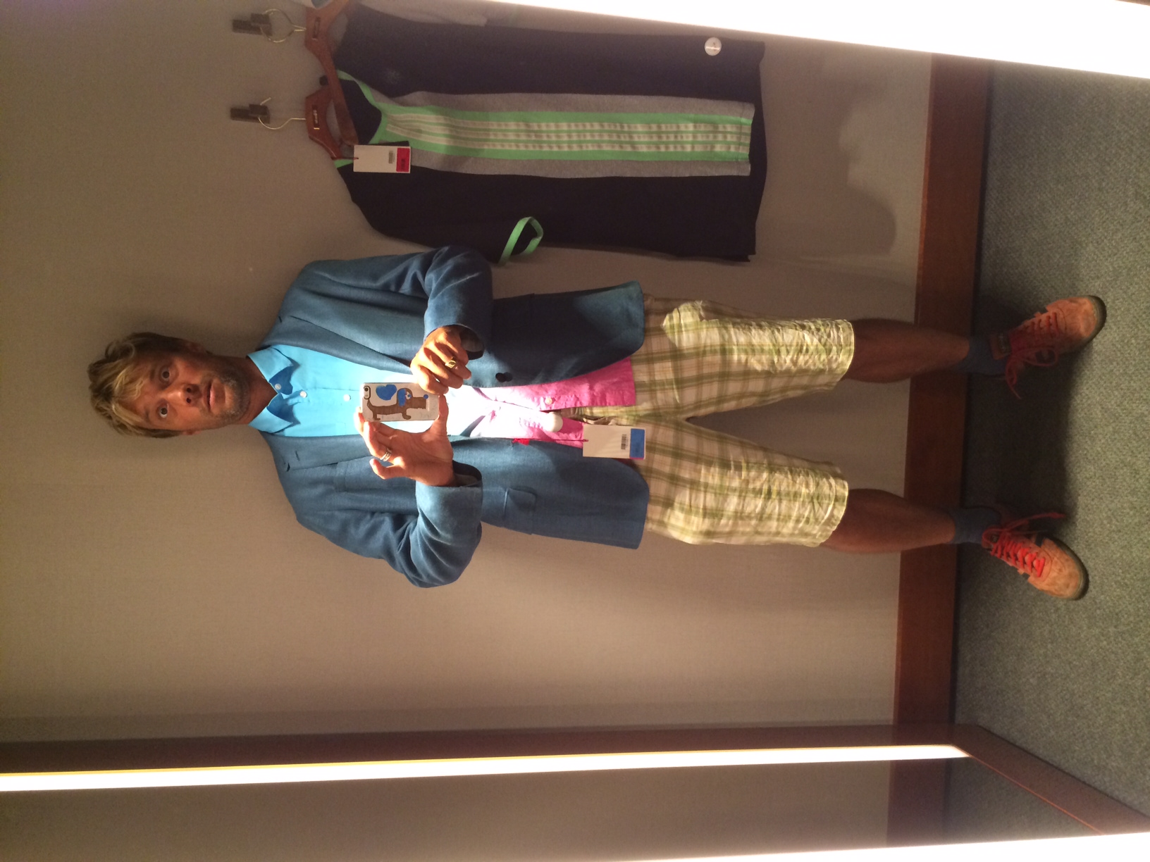 Illustration for article titled Életemben először vettem valamit a pornós luxusáruházában