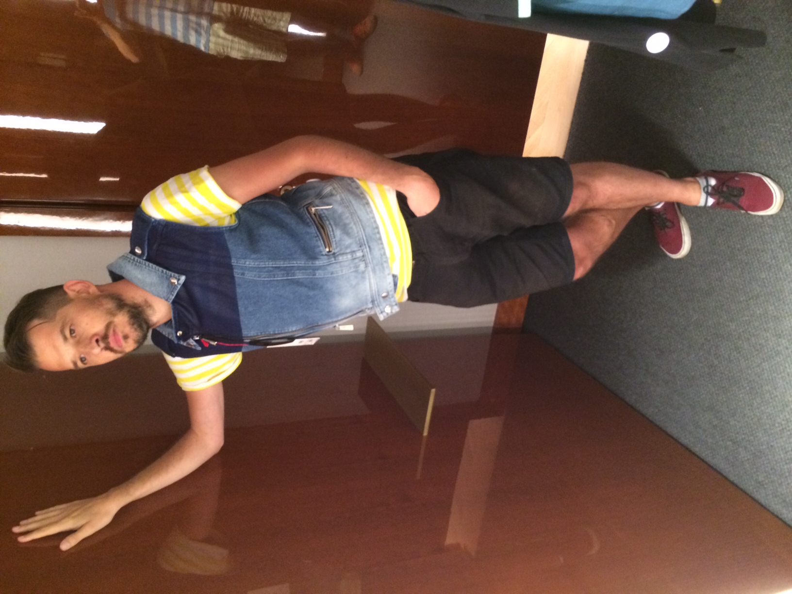 Illustration for article titled Életemben először vettem valamit a pornós luxusáruházában