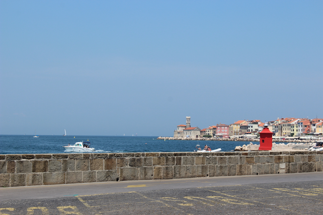Illustration for article titled Ha én kommunista lennék, soha nem nyaralnék máshol!