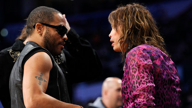 Lenny Kravitz még sosem mutatta Steven Tylernek a farokpiercingjét