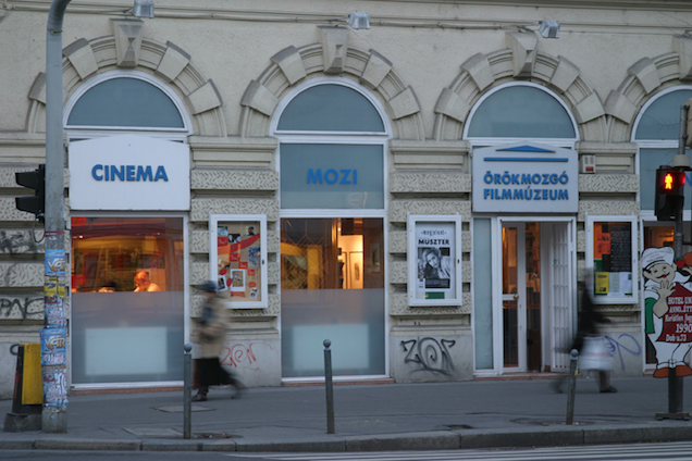 Az Örökmozgónak vége, de talán újra kinyit valahol máshol