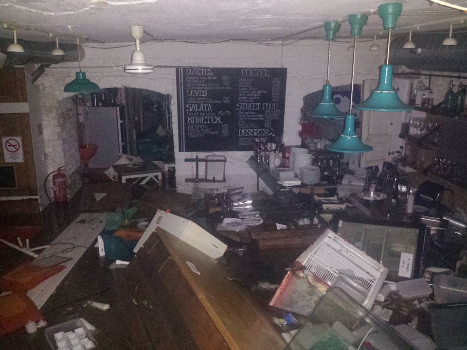 Megsemmisült a Nemo halsütöde a viharban