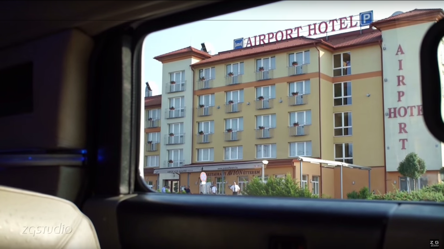 Illustration for article titled Az év filmje: Brendon küzdelme a kétkilós aranylánccal