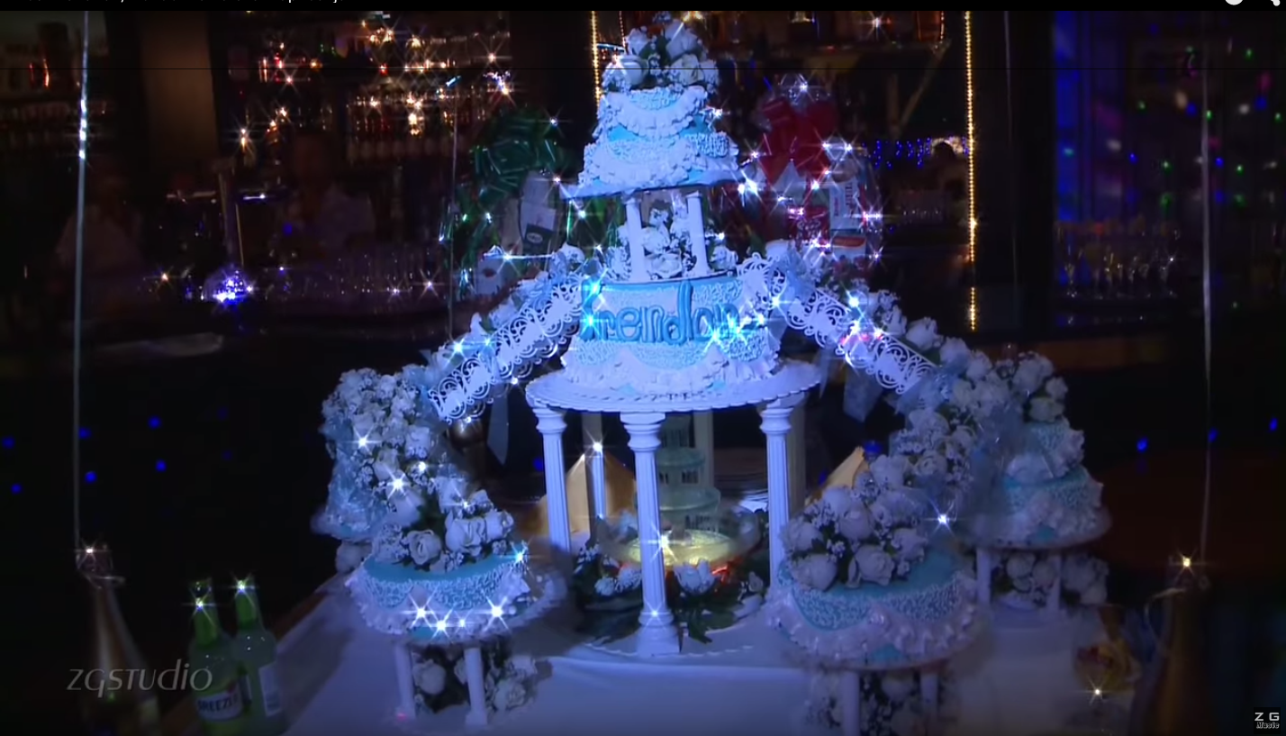 Illustration for article titled Az év filmje: Brendon küzdelme a kétkilós aranylánccal