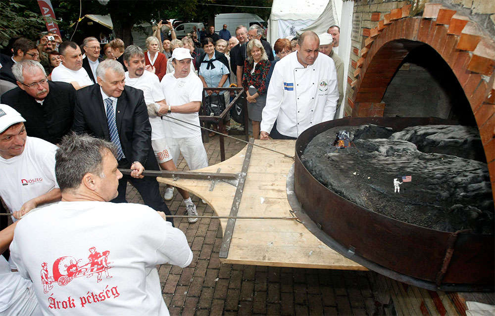 Illustration for article titled A Kárpát-medence kenyere kísértetiesen emlékeztet Mordorra