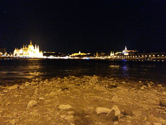 Illustration for article titled Véletlenül megtaláltuk Budapest legmenőbb koncerthelyszínét