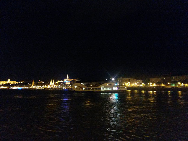 Illustration for article titled Véletlenül megtaláltuk Budapest legmenőbb koncerthelyszínét