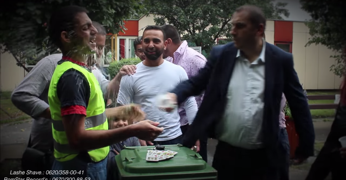 Illustration for article titled Cigányok újították meg a világhírű magyar szinkront