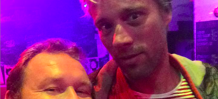 Még a pultos is rock and roll-sztár volt a Cink kommentelőinek buliján