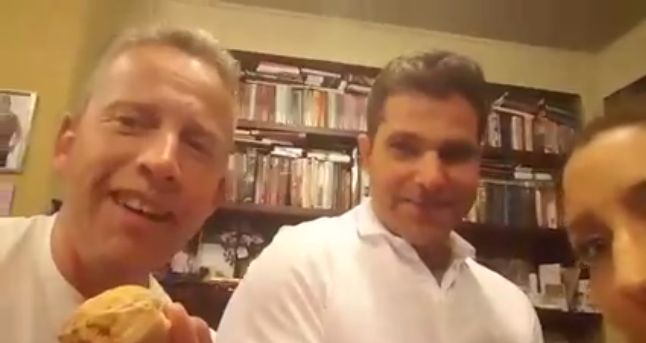 Csinál ilyet ember, ha nincs halálosan bekokainozva?